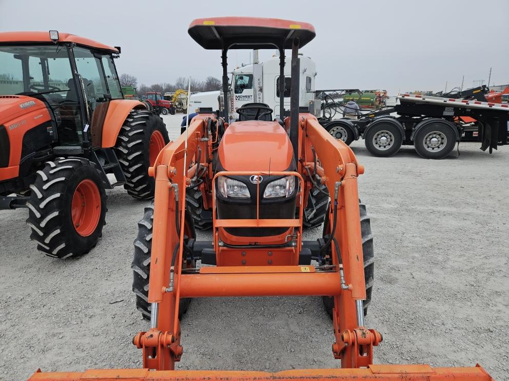 Image for 2013 Kubota M7060