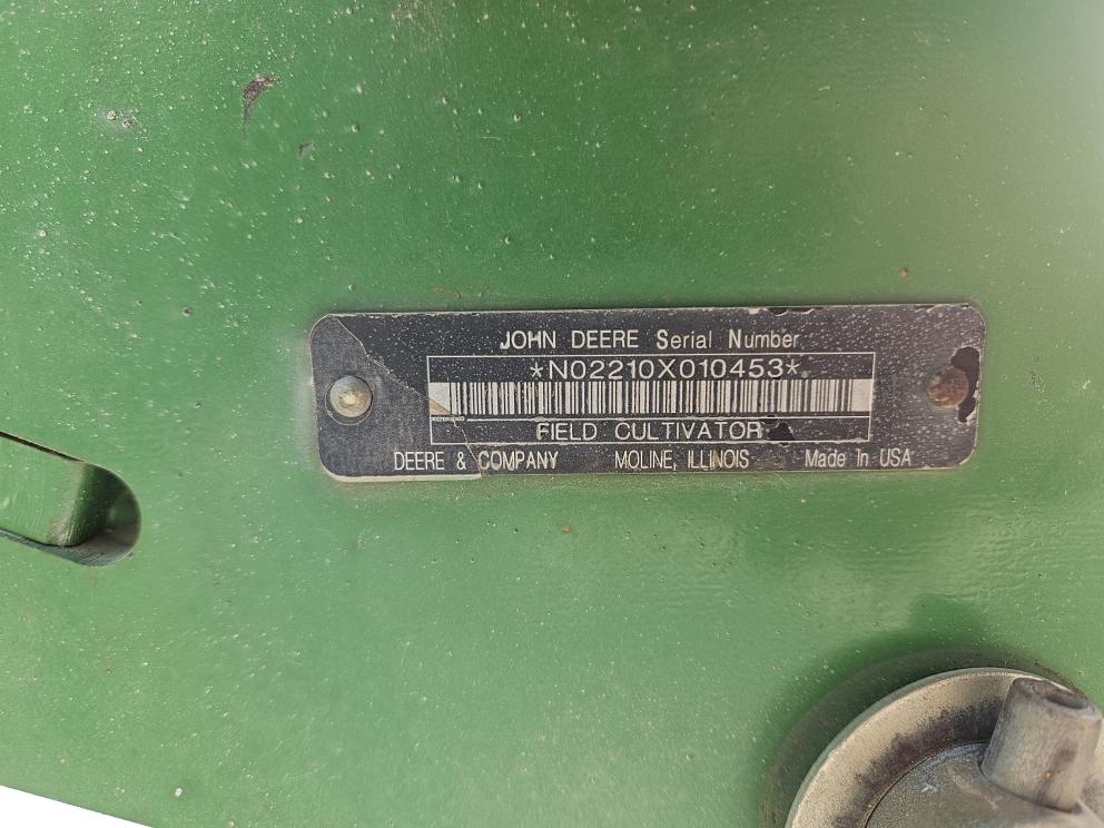 Image for 2010 John Deere 2210