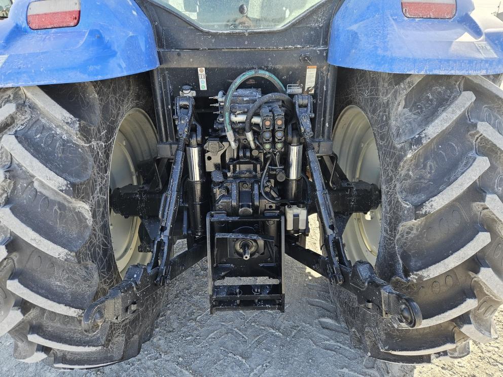 Image for 2013 New Holland T6.175