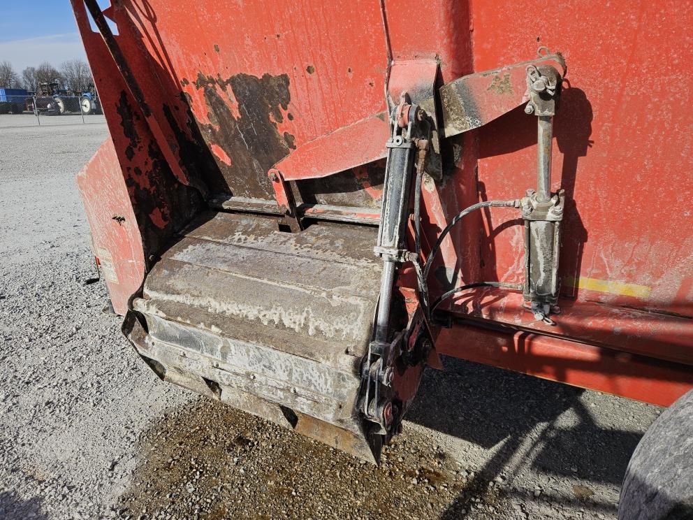 Image for 2018 Kuhn-Knight SL124