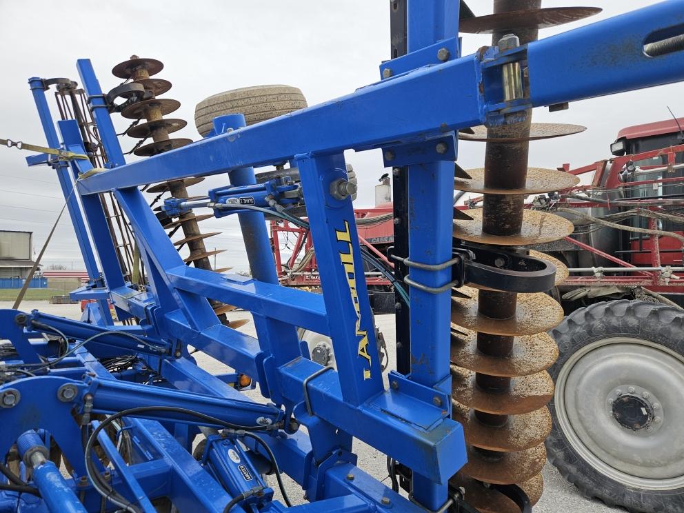 Image for 2014 Landoll 7431-26