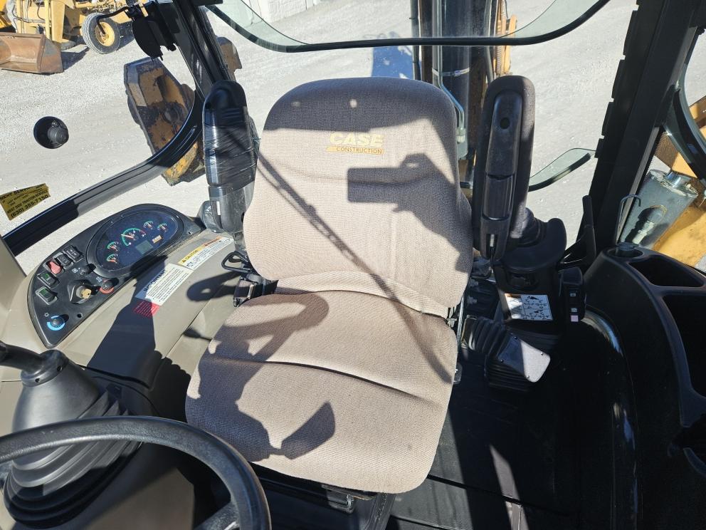 Image for 2016 Case 590SN