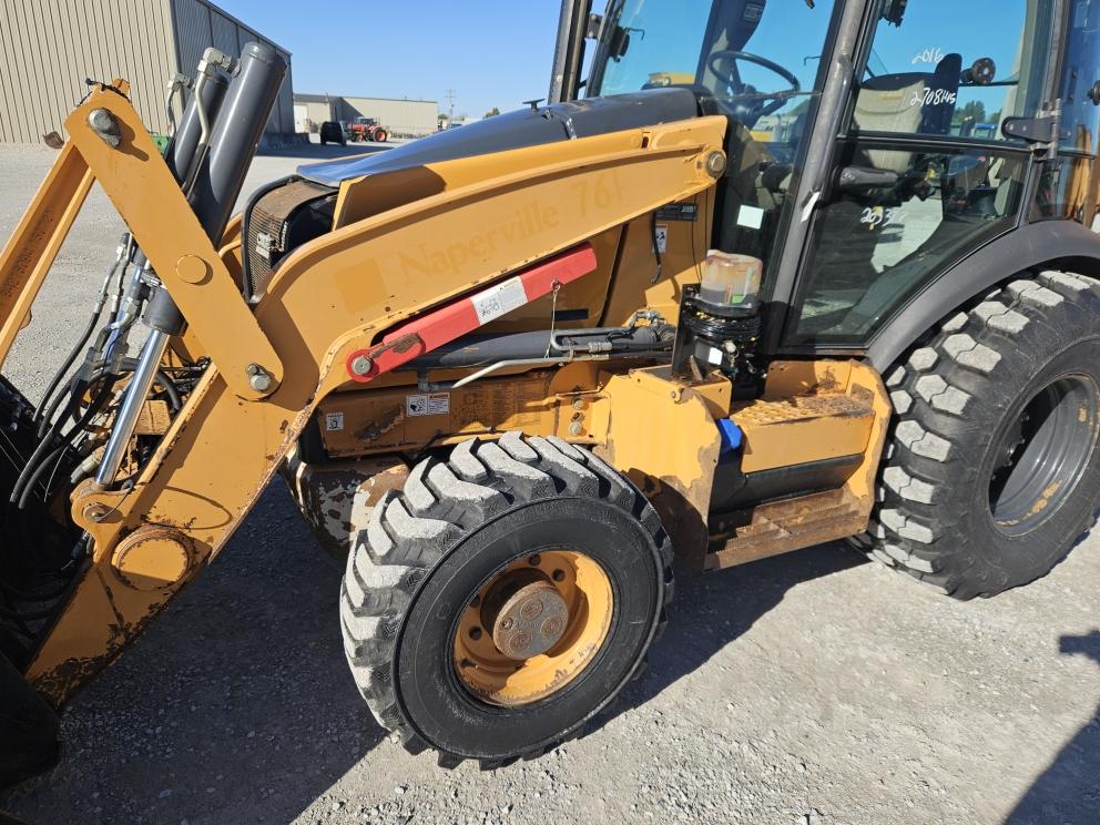 Image for 2016 Case 590SN