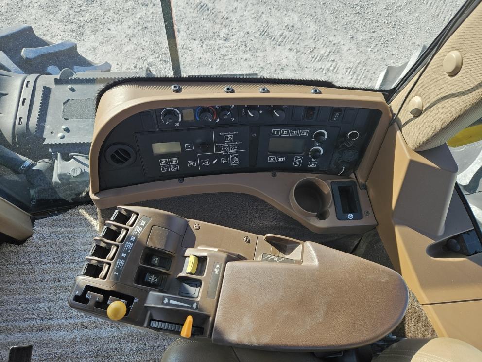 Image for 2009 John Deere 9230