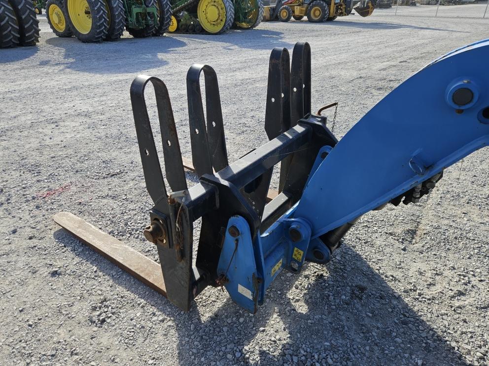 Image for 2015 Genie GTH-4018