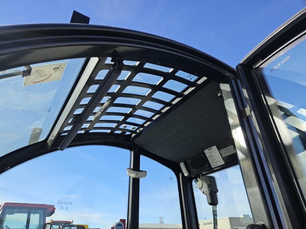 Image for 2015 Genie GTH-4018