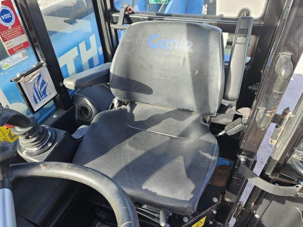 Image for 2015 Genie GTH-4018