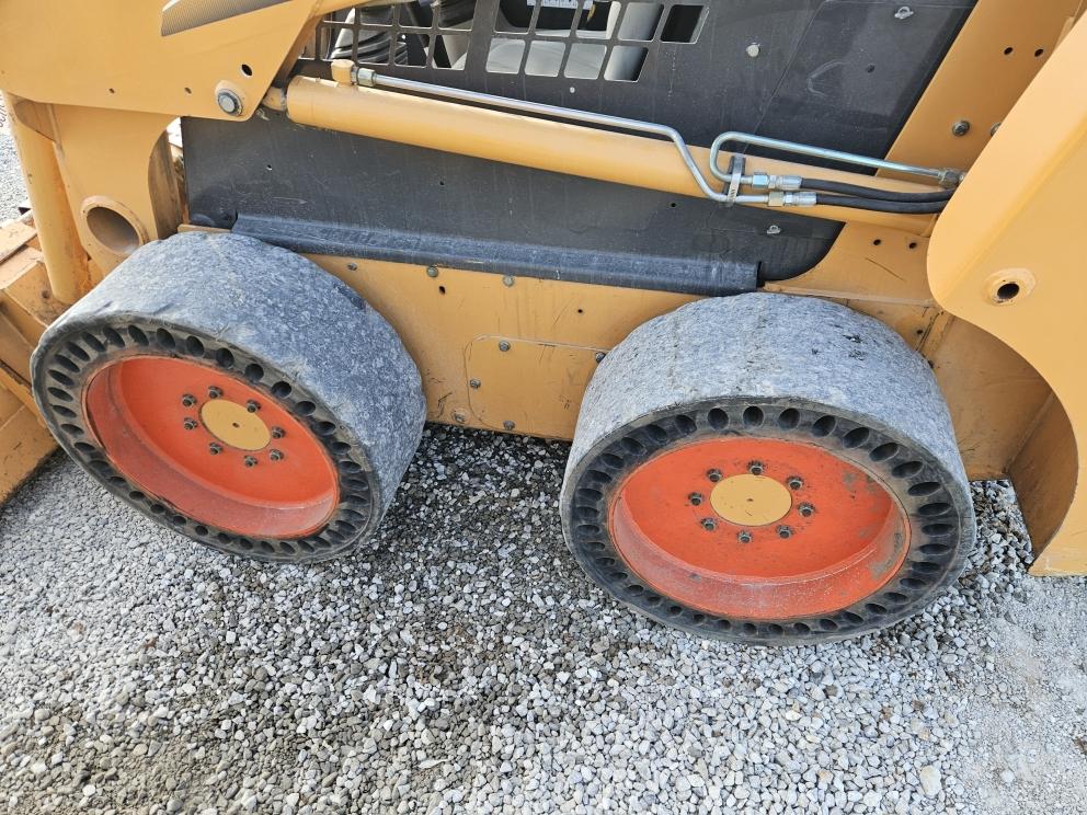 Image for 2008 Case 430