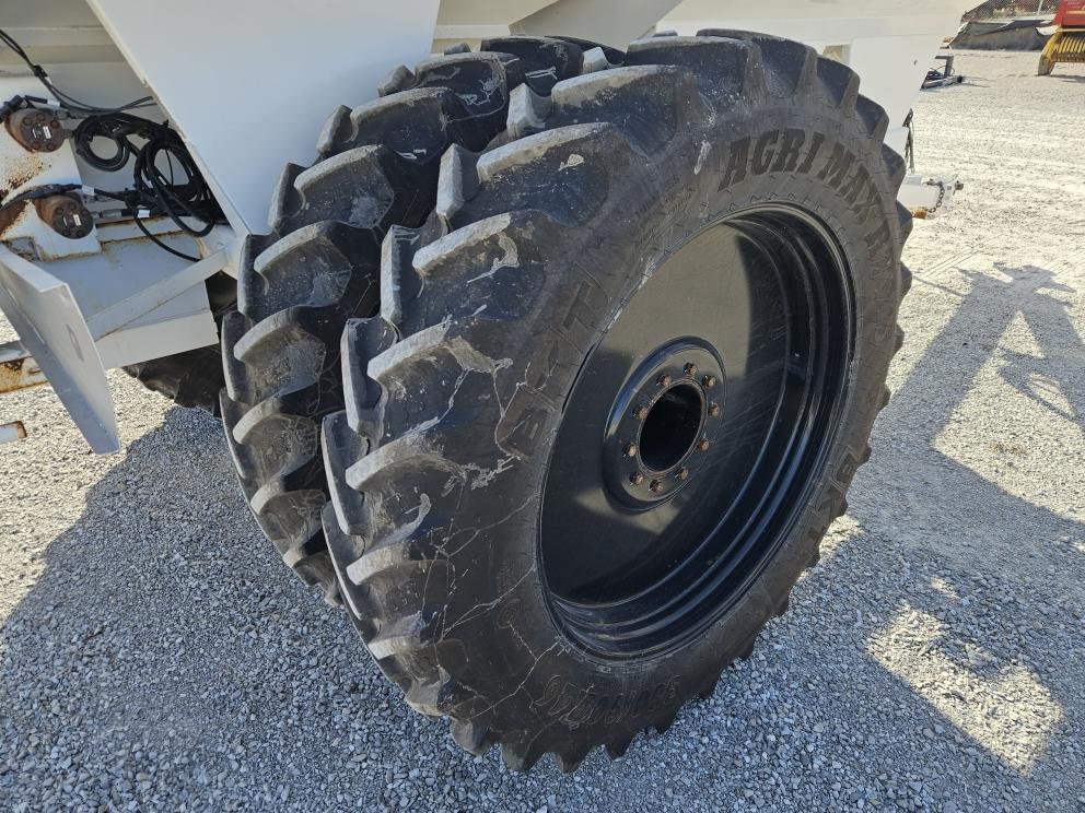 Image for 2023 Dalton AG Products Mobilty X2 1064