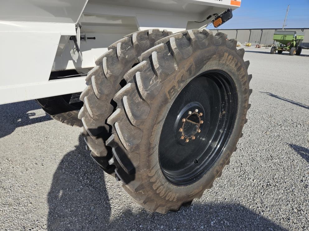 Image for 2023 Dalton AG Products Mobilty X2 1064