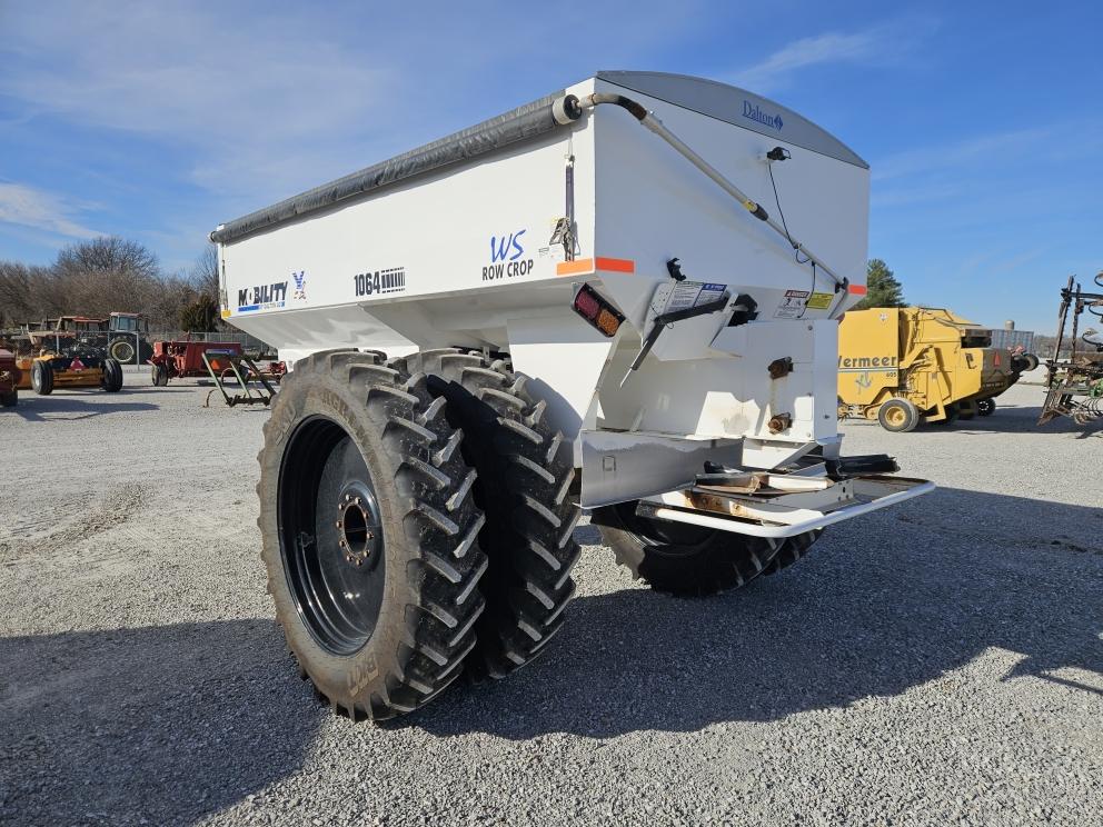 Image for 2023 Dalton AG Products Mobilty X2 1064