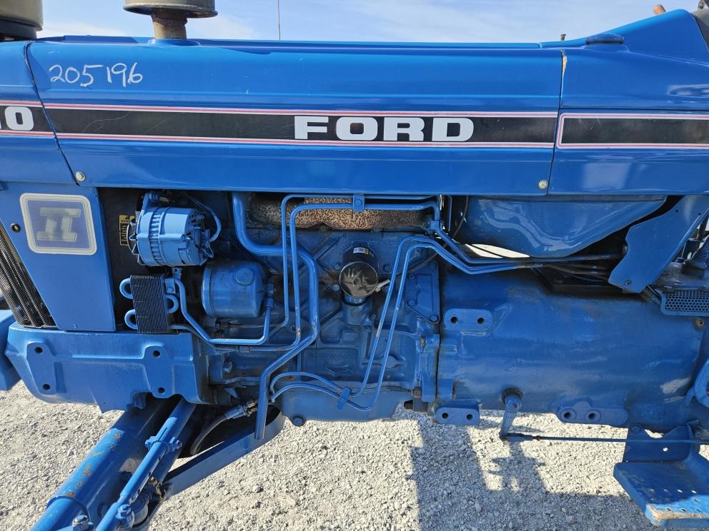 Image for 1990 Ford 5610