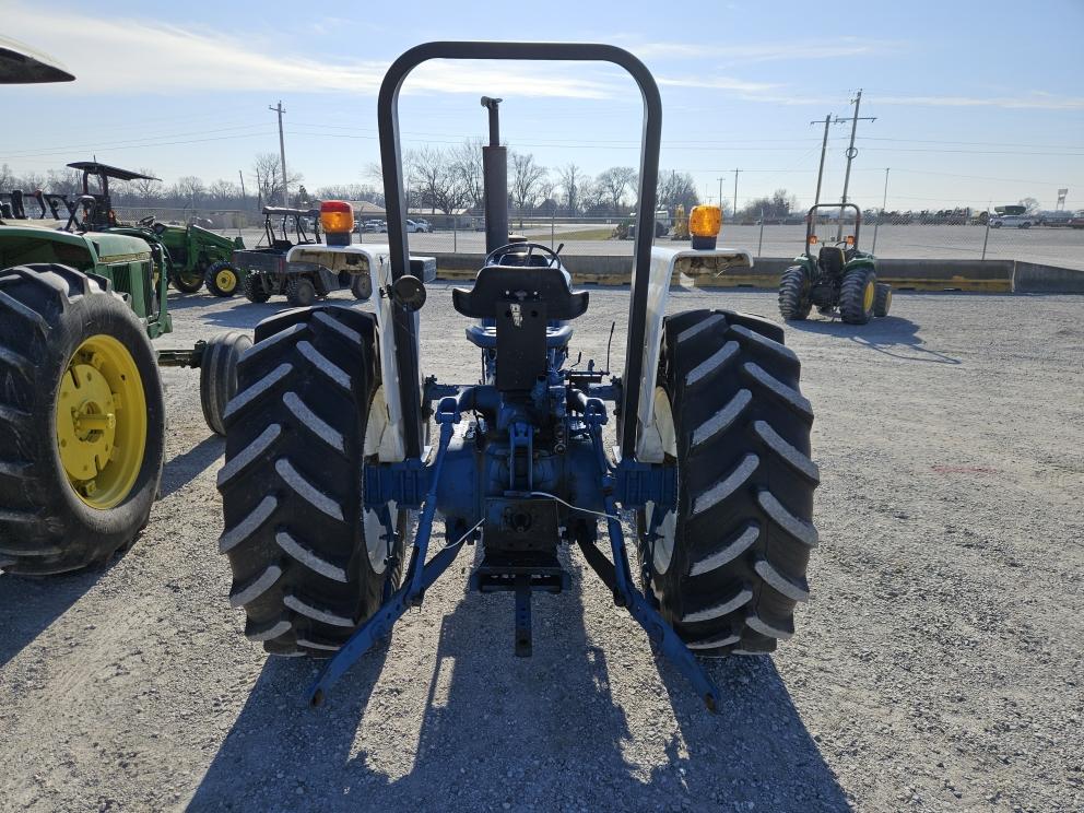 Image for 1990 Ford 5610