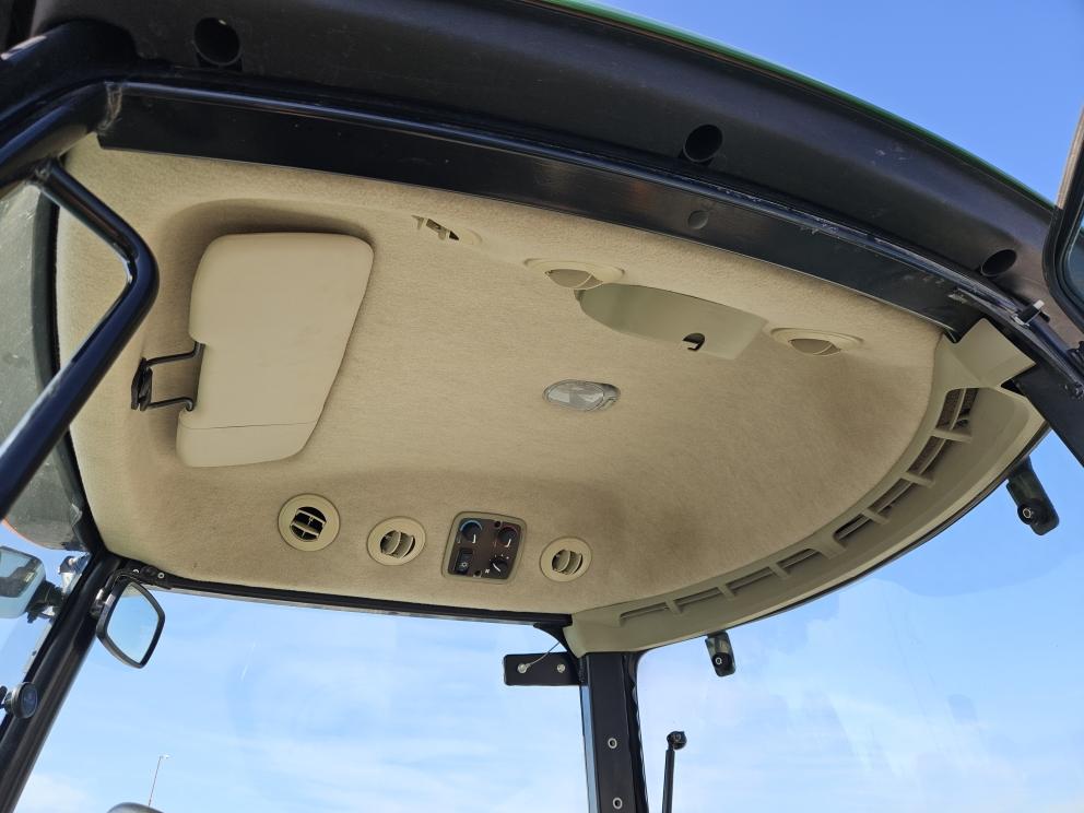 Image for 2014 John Deere 4044R