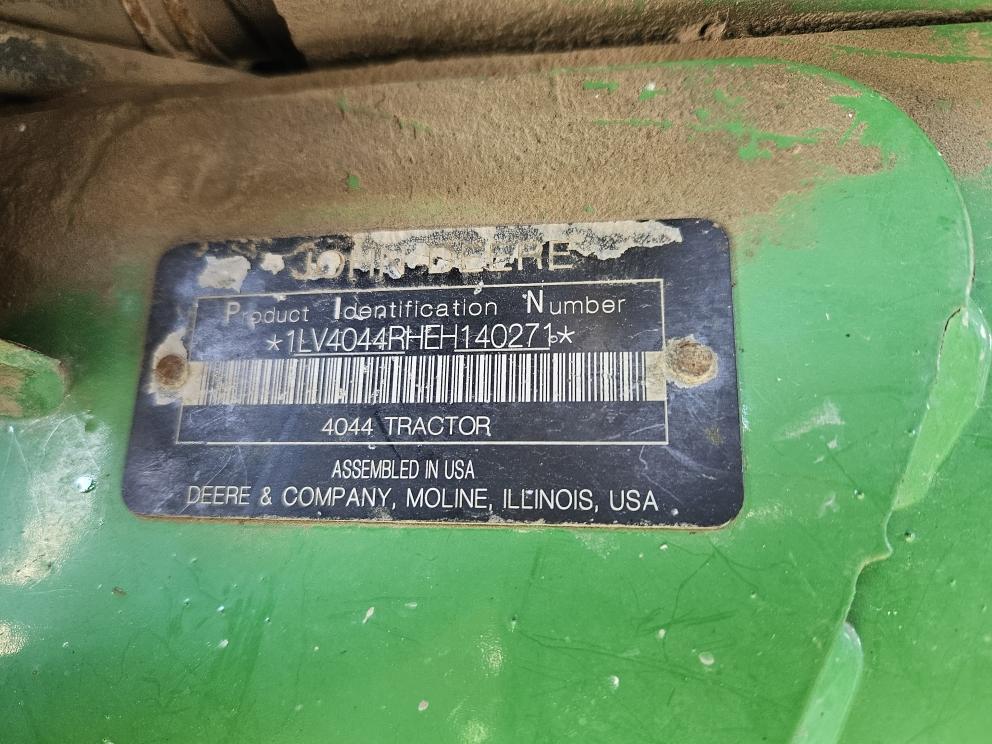 Image for 2014 John Deere 4044R