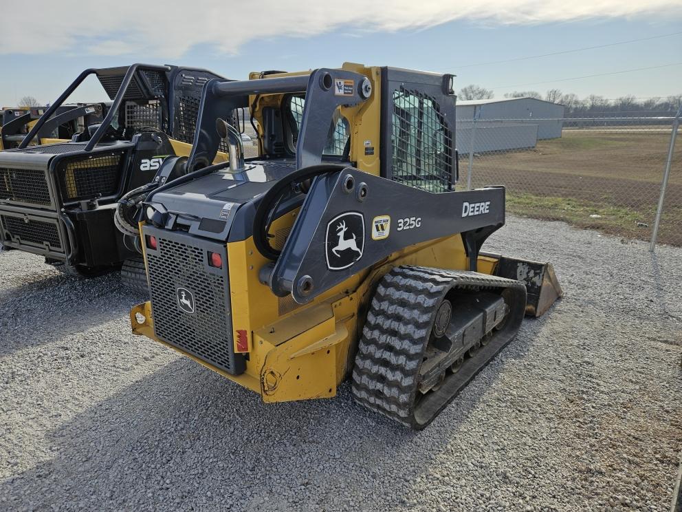 Image for 2020 John Deere 325G