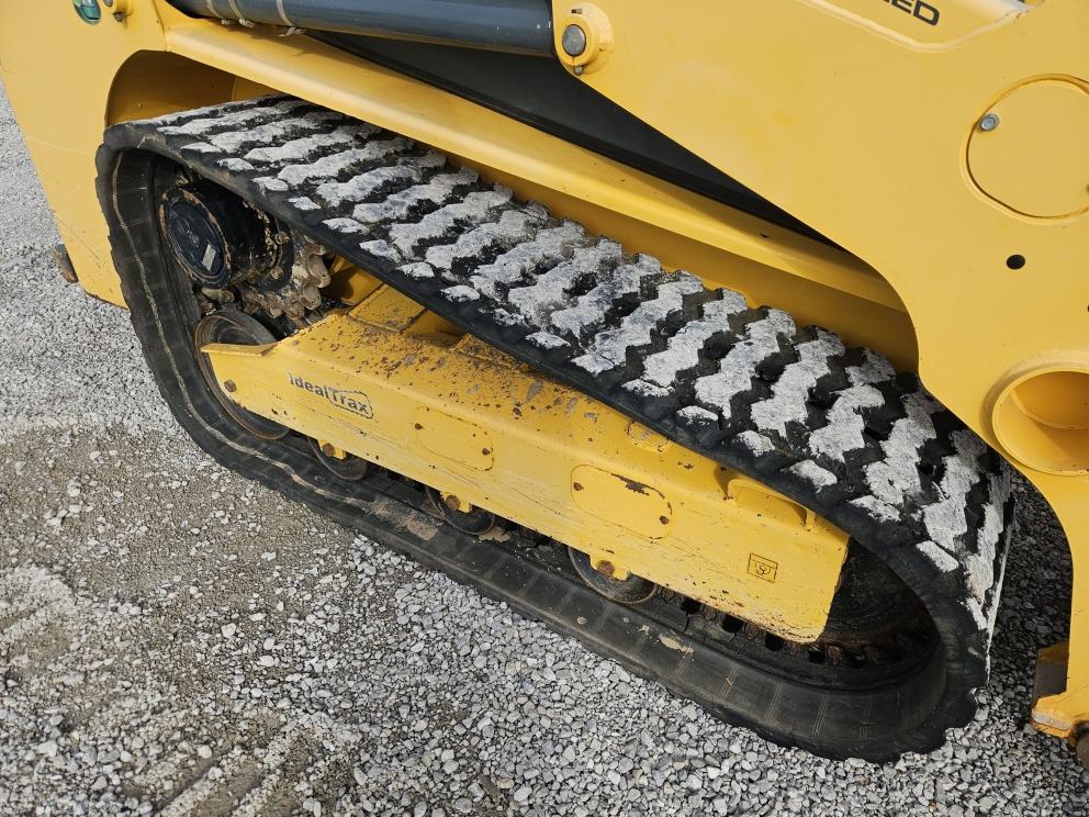 Image for 2017 Gehl RT175