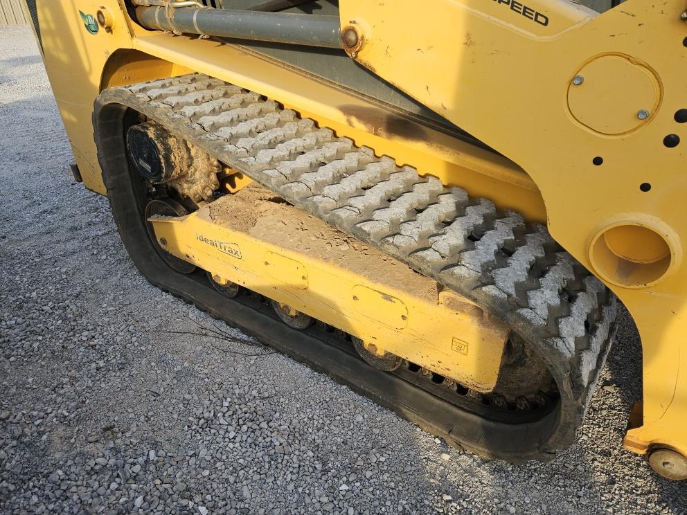 Image for 2017 Gehl RT175