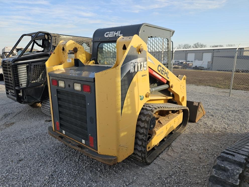 Image for 2017 Gehl RT175