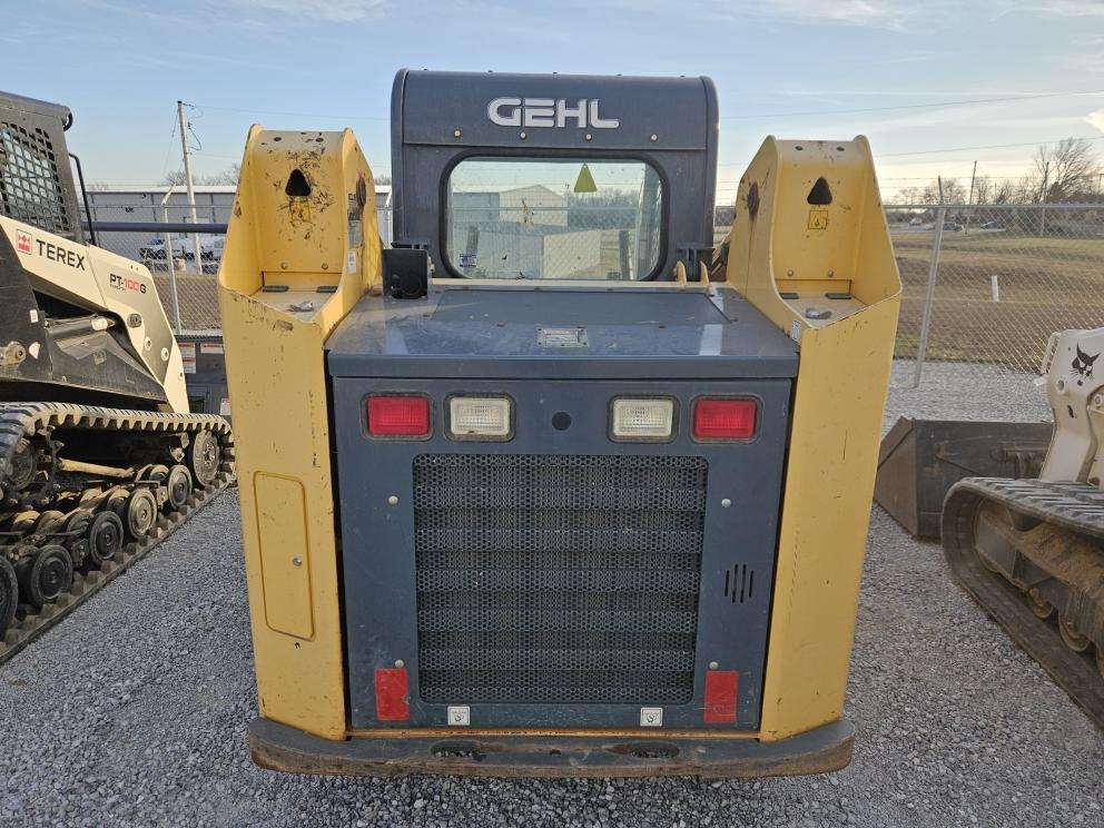 Image for 2017 Gehl RT175