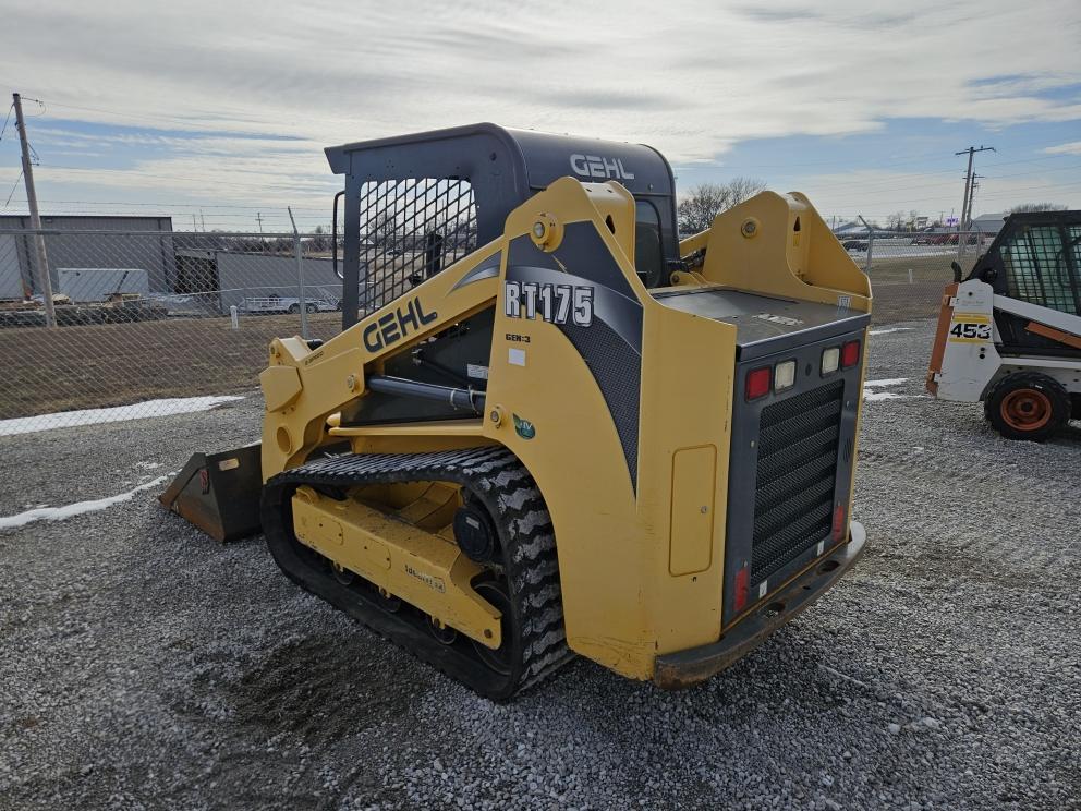 Image for 2017 Gehl RT175