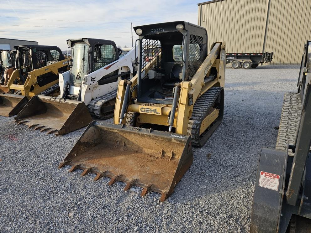 Image for 2017 Gehl RT175