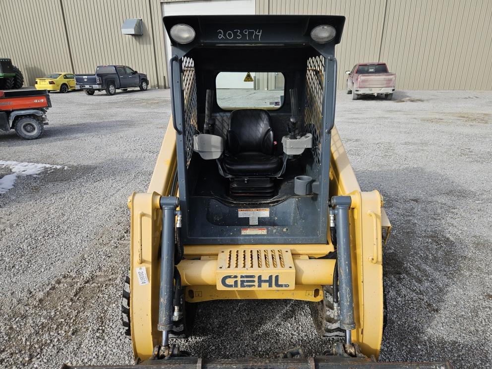 Image for 2017 Gehl RT175