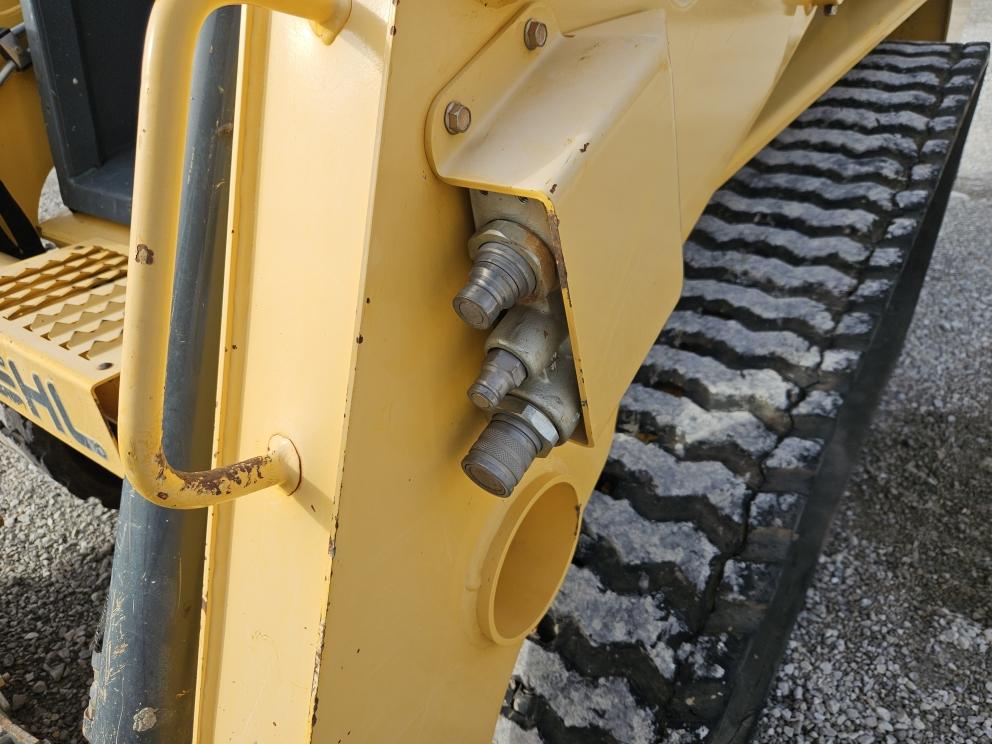 Image for 2017 Gehl RT175