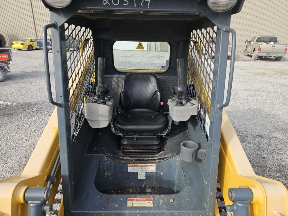 Image for 2017 Gehl RT175