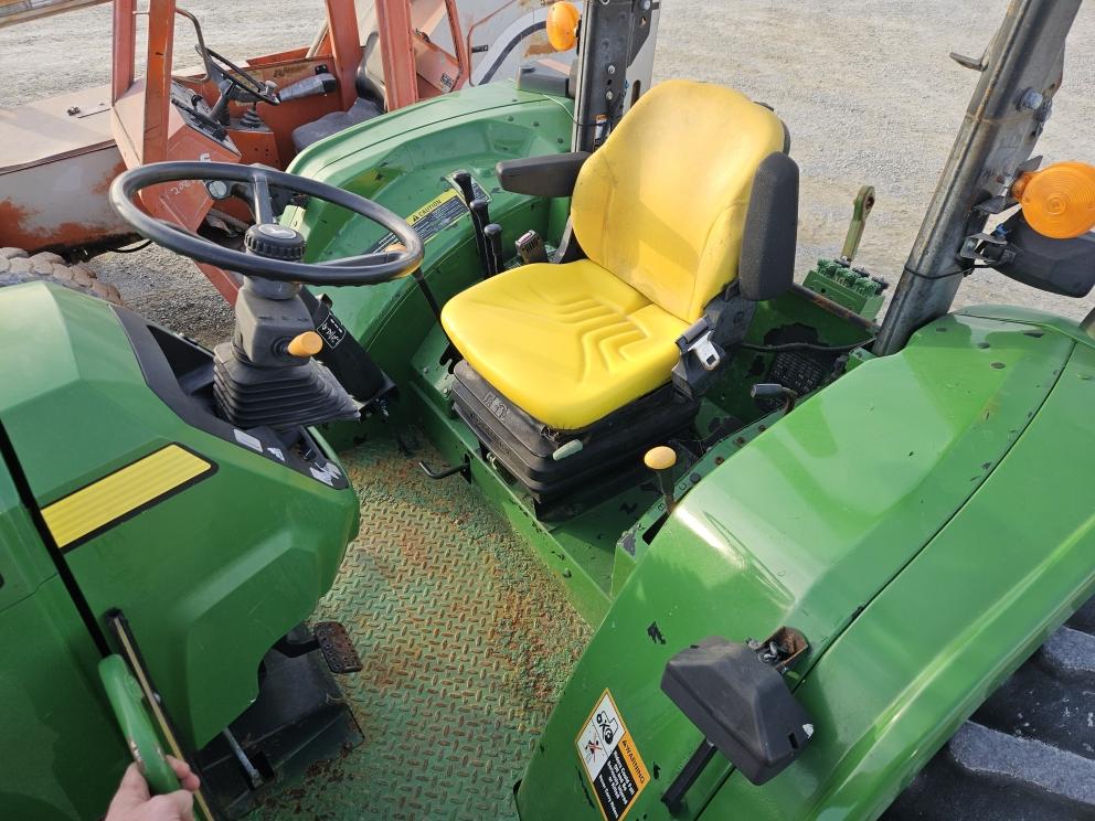 Image for 2012 John Deere 6115D