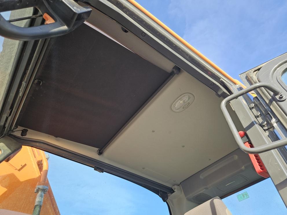 Image for 2022 Doosan DX225 LC-7M