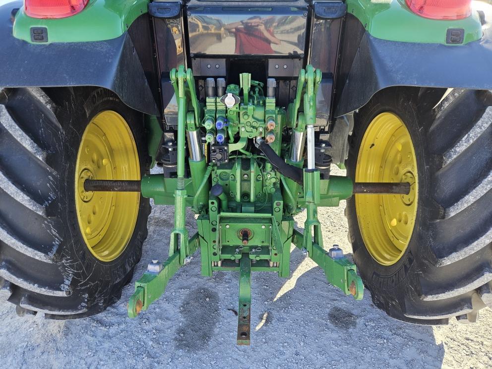 Image for 2023 John Deere 6130M