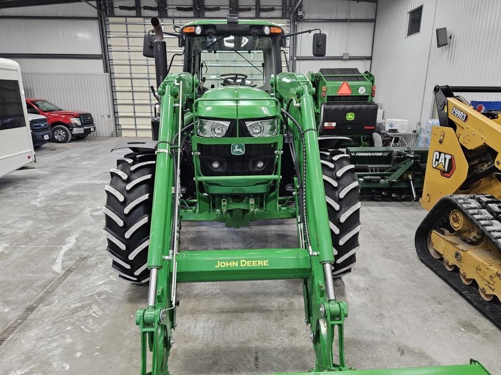 Image for 2020 John Deere 6145M