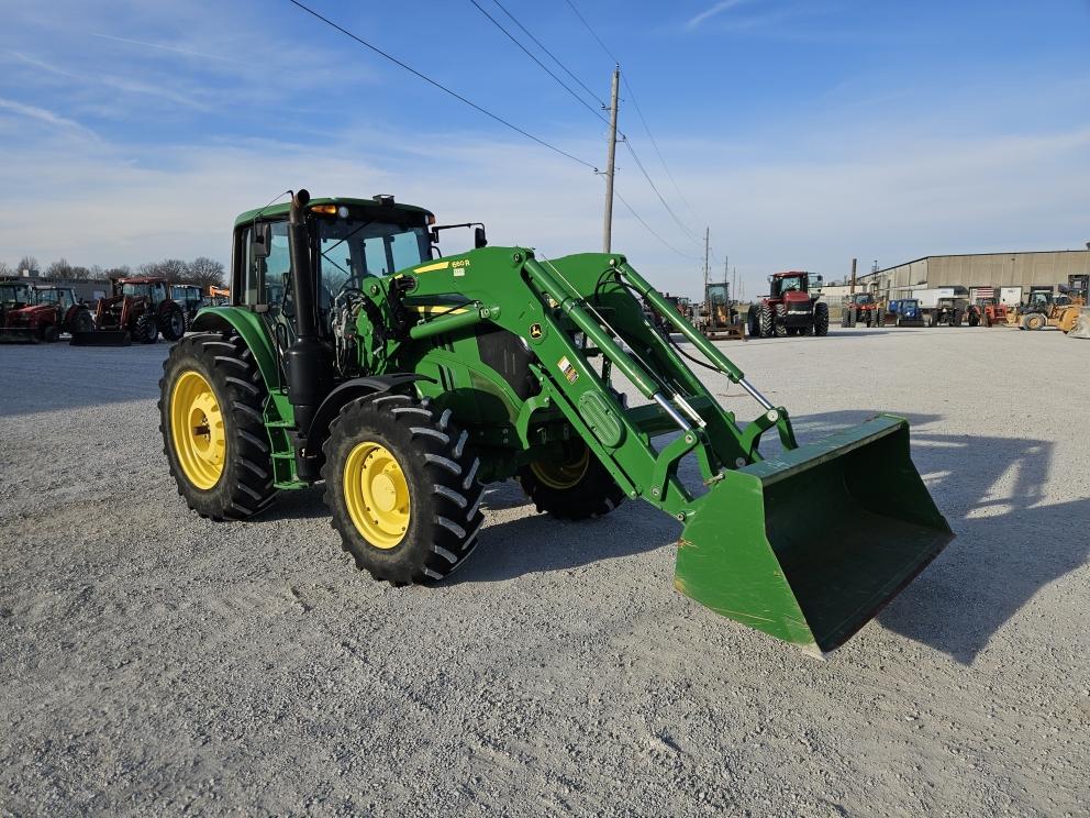 Image for 2020 John Deere 6145M