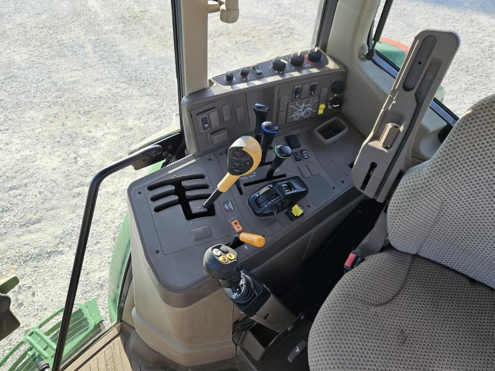 Image for 2020 John Deere 6145M