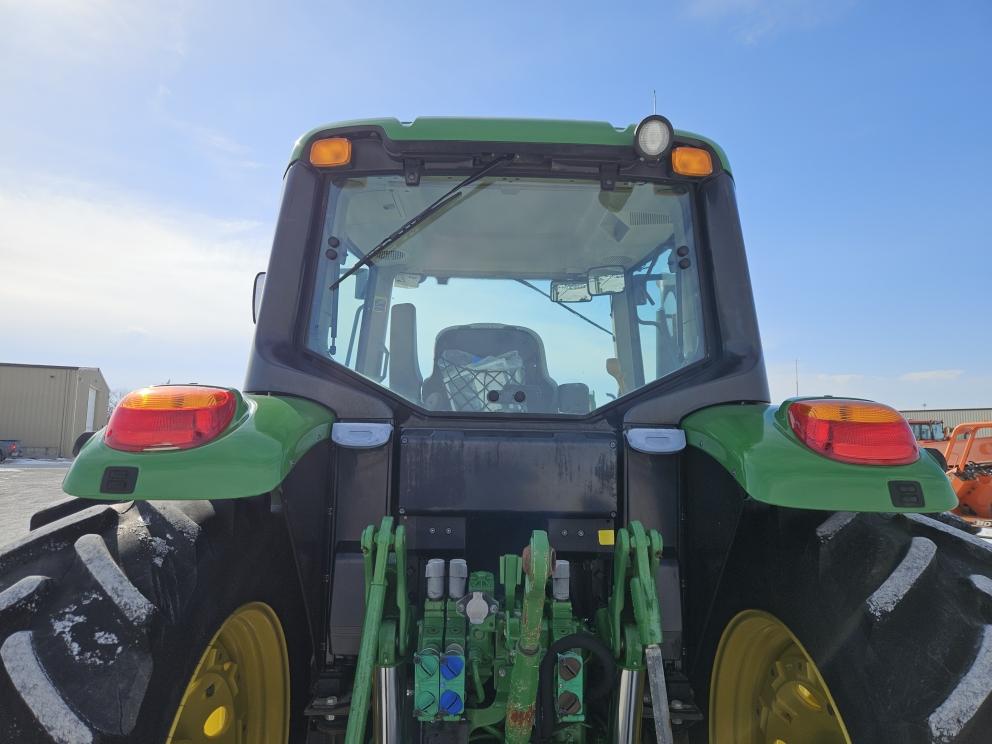 Image for 2020 John Deere 6145M
