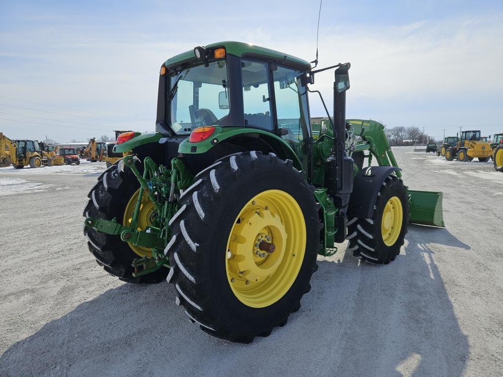 Image for 2020 John Deere 6145M