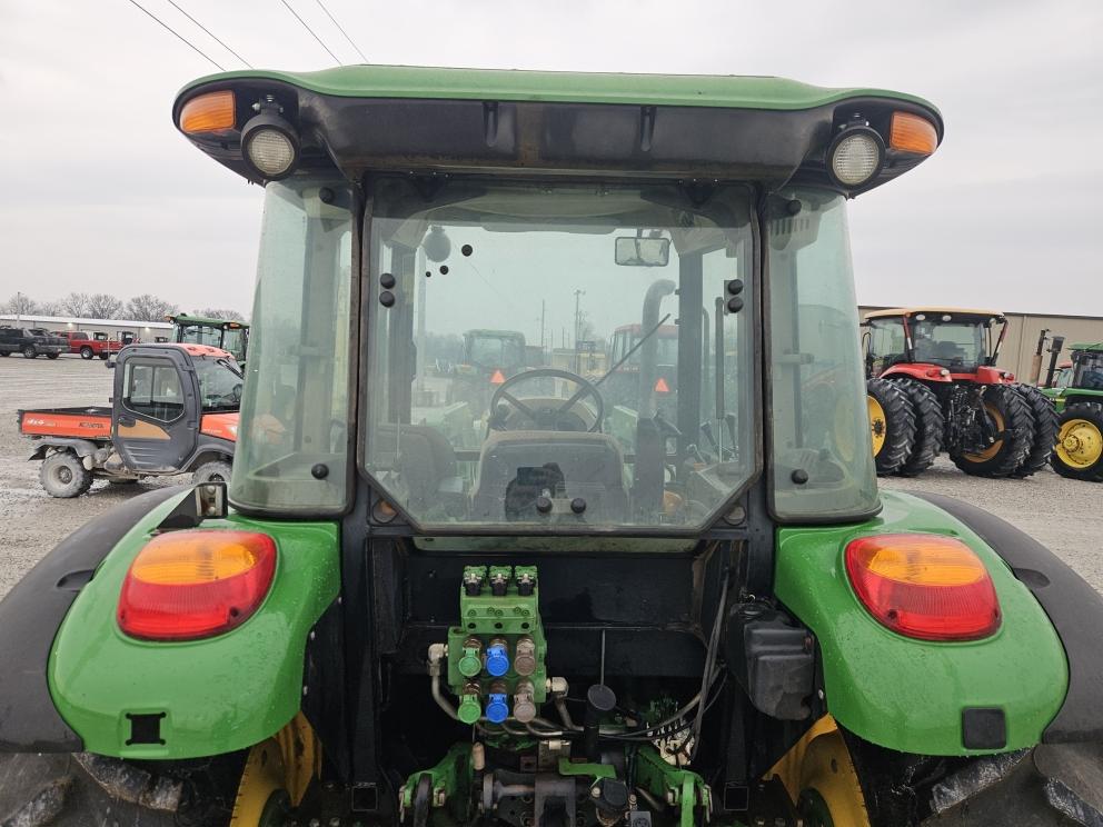 Image for 2014 John Deere 5100E