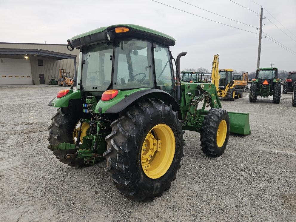 Image for 2014 John Deere 5100E