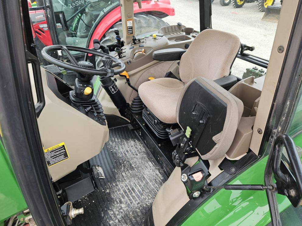 Image for 2014 John Deere 5100E