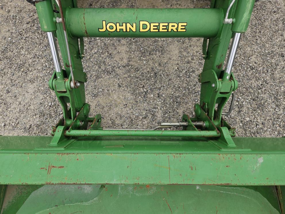 Image for 2014 John Deere 5100E