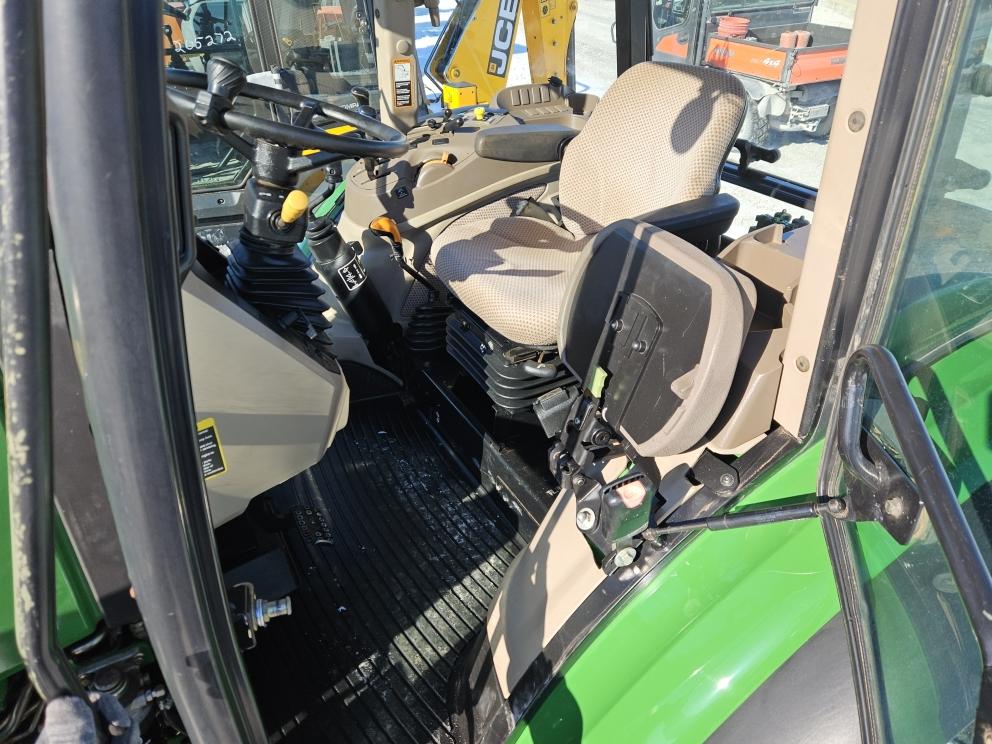 Image for 2014 John Deere 5100E