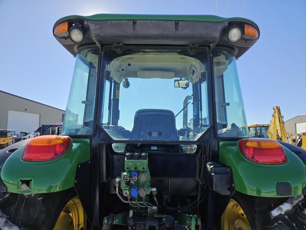 Image for 2014 John Deere 5100E