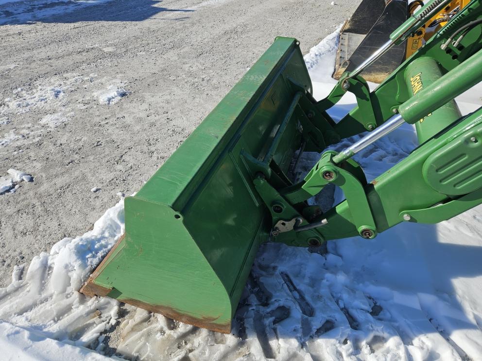 Image for 2014 John Deere 5100E