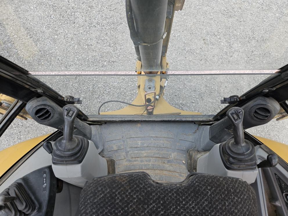 Image for 2015 Caterpillar 420F