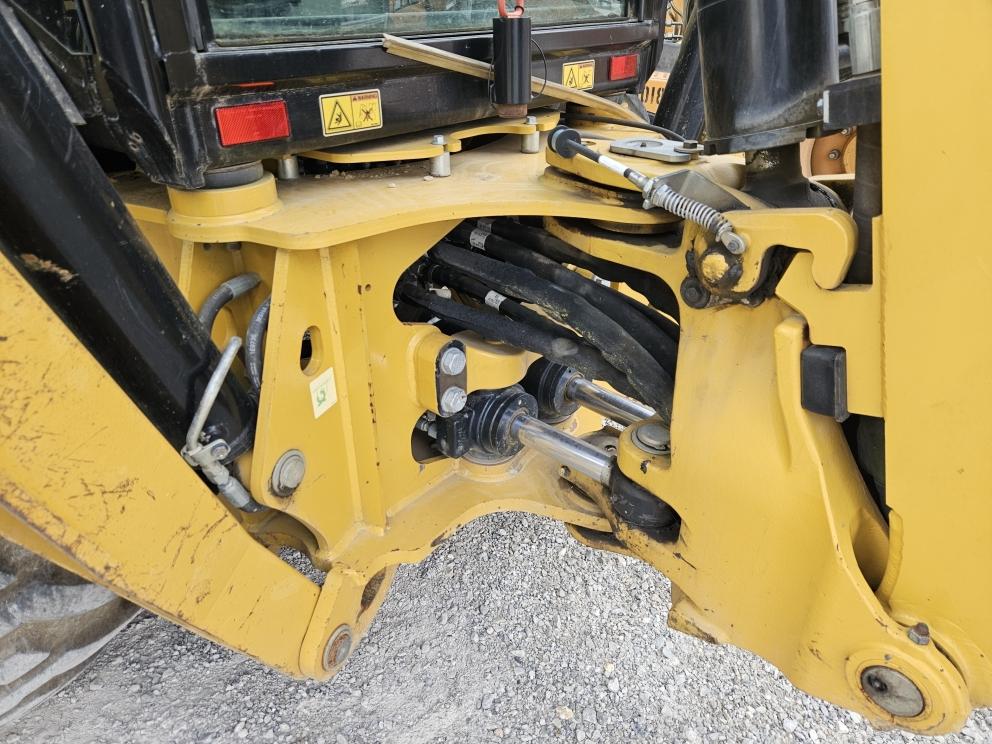 Image for 2015 Caterpillar 420F