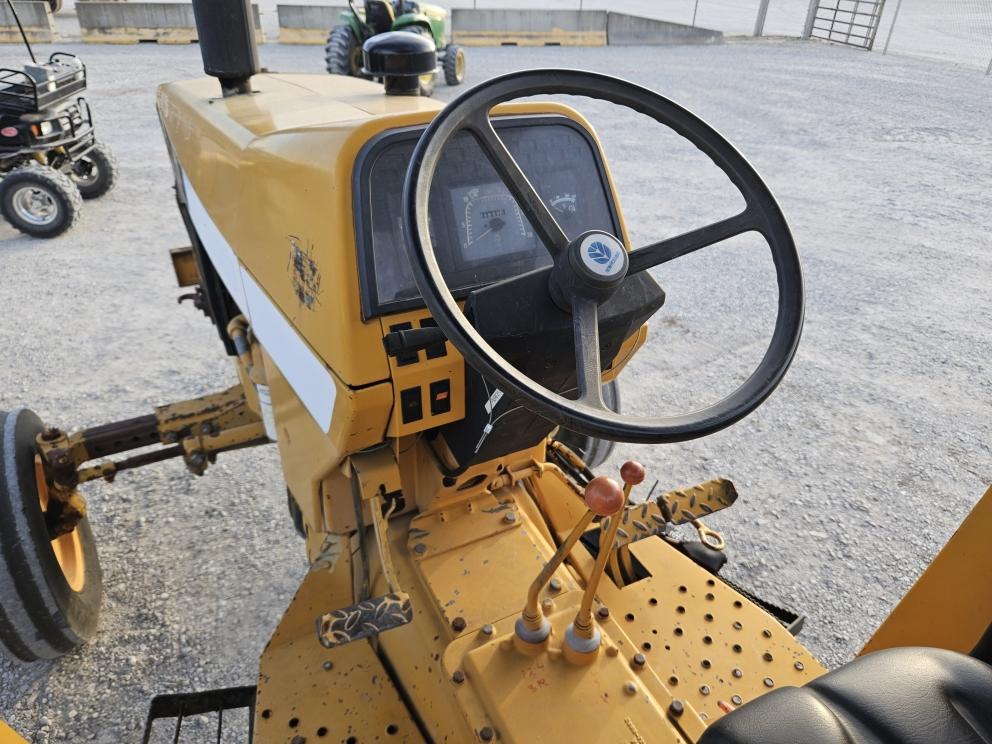 Image for 1997 New Holland 5640