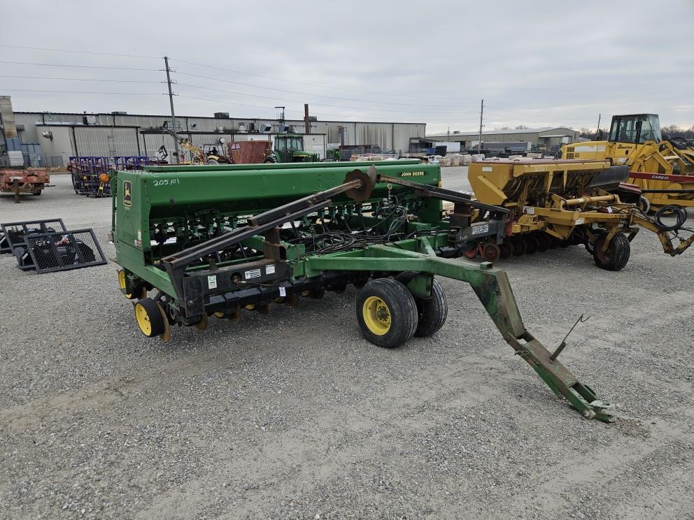 Image for John Deere 750