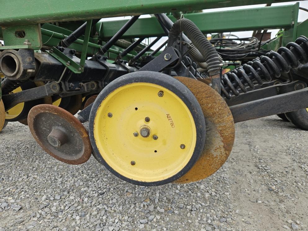 Image for John Deere 750