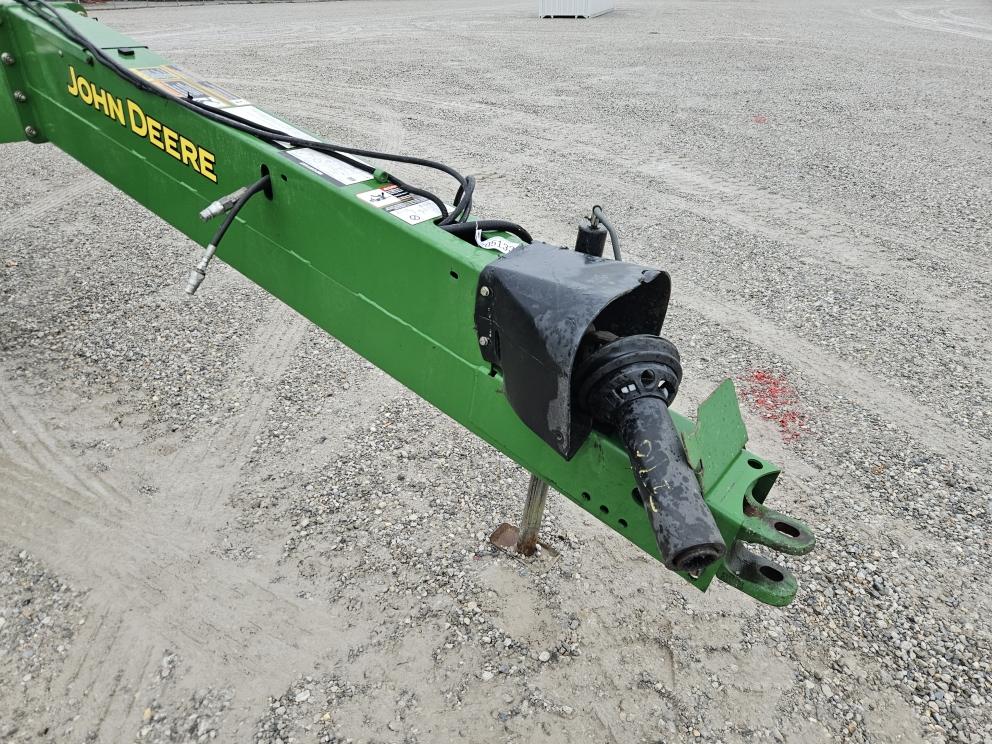 Image for 2003 John Deere 926